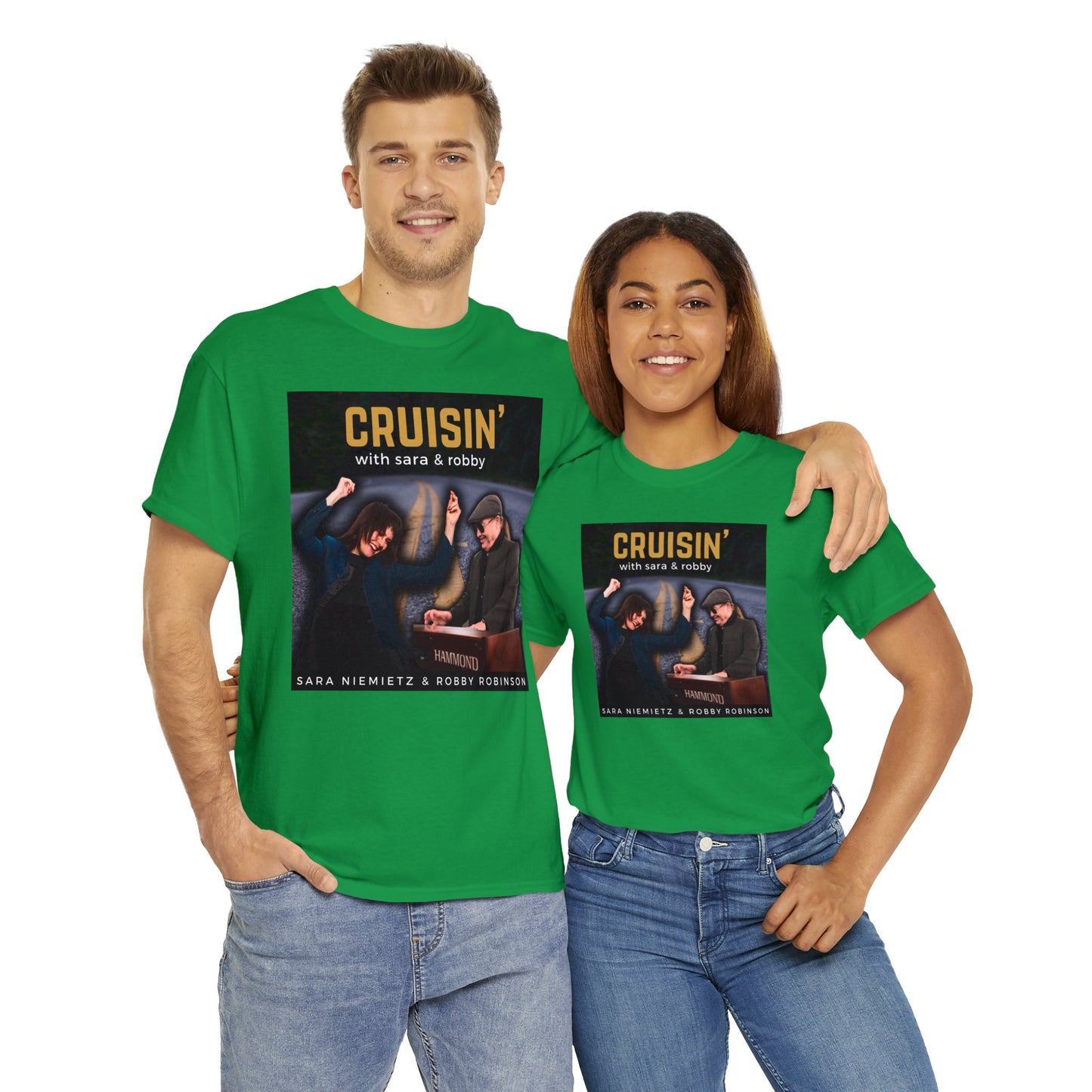 CRUISIN' WITH SARA AND ROBBY Unisex Heavy Cotton Tee